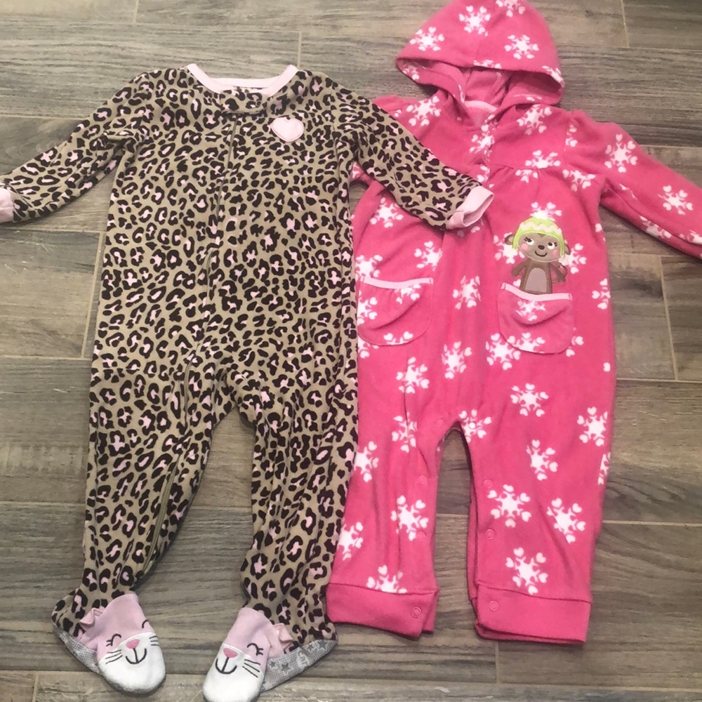Carters Valentines footed pajamas